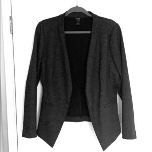 Apt 9 Women’s gray blazer, size L